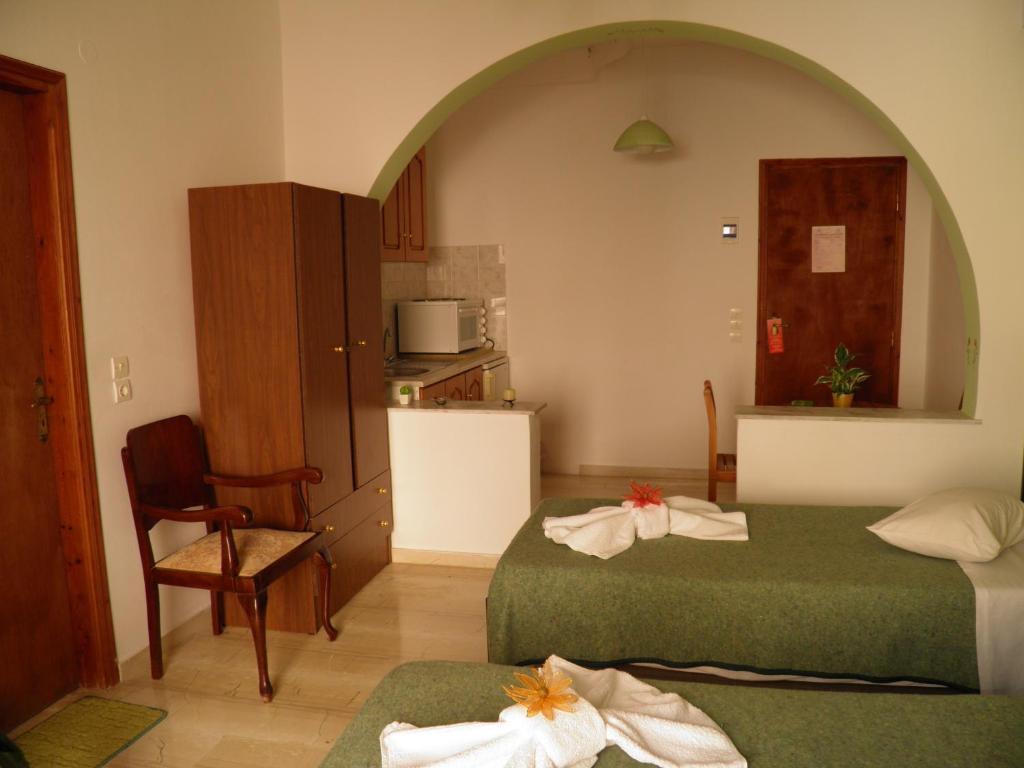 Mirsini Pansion Hotel Karterados  Phòng bức ảnh